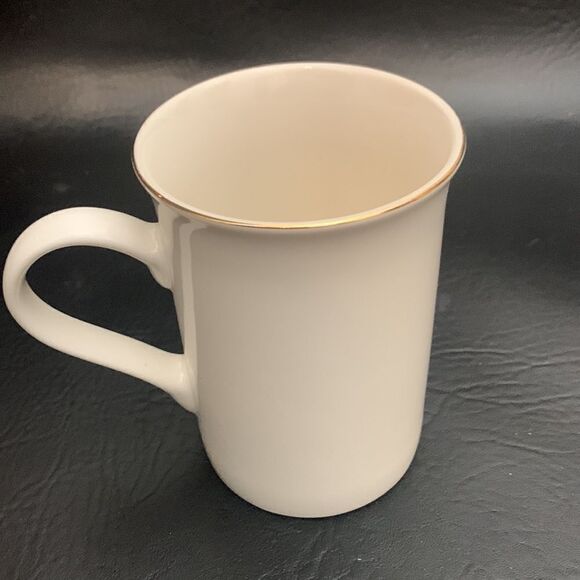 Carolans Irish Cream 10 Oz  Irish Whiskey Cocktail Gold Ivory Porcelain Mug - Picture 2 of 6